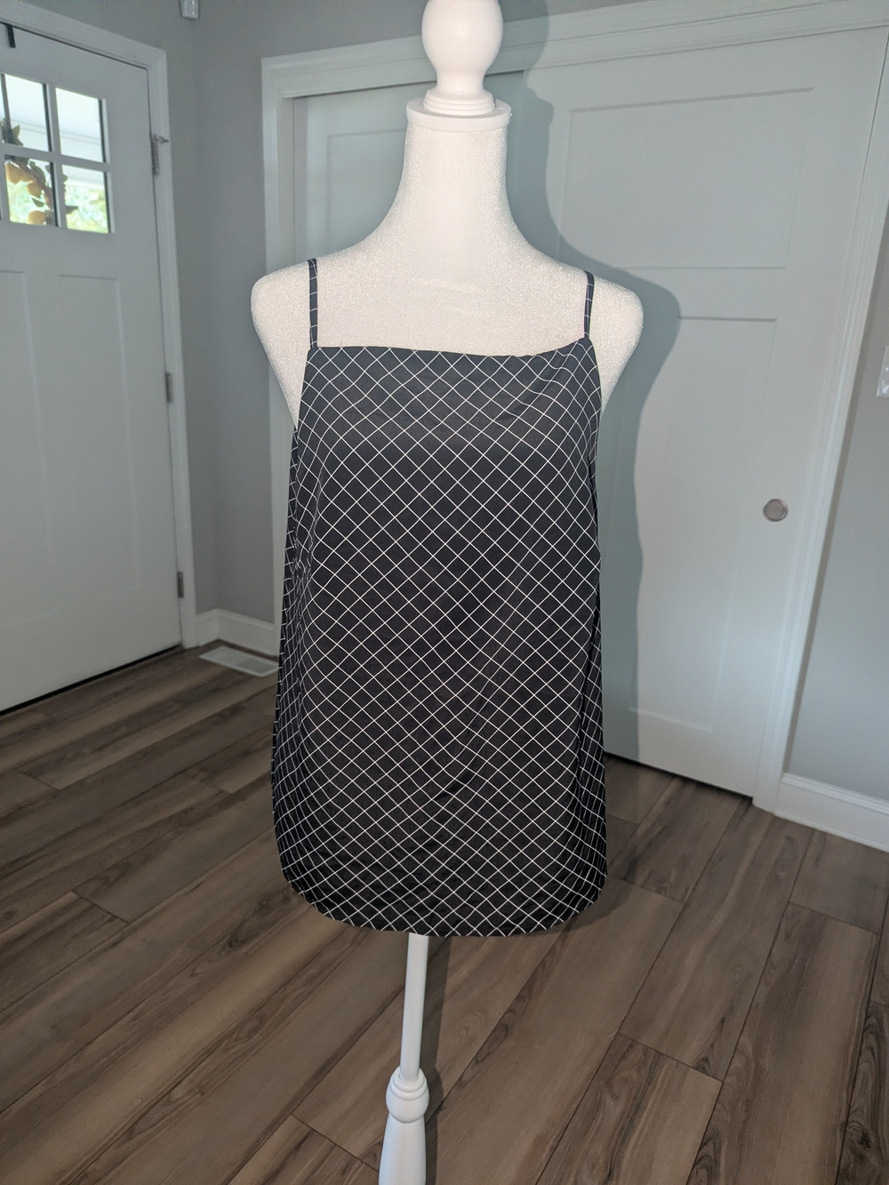 MELLODAY Black Tank with White Diamond Grid
